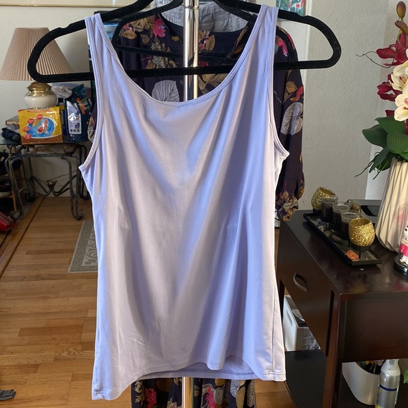 Light Purple Active Wear Tank. - Picture 2 of 3